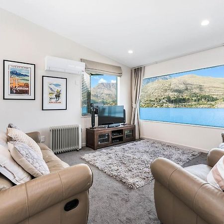 Lakefront Living At Remarkables Retreat - Unit 4 Queenstown Bagian luar foto