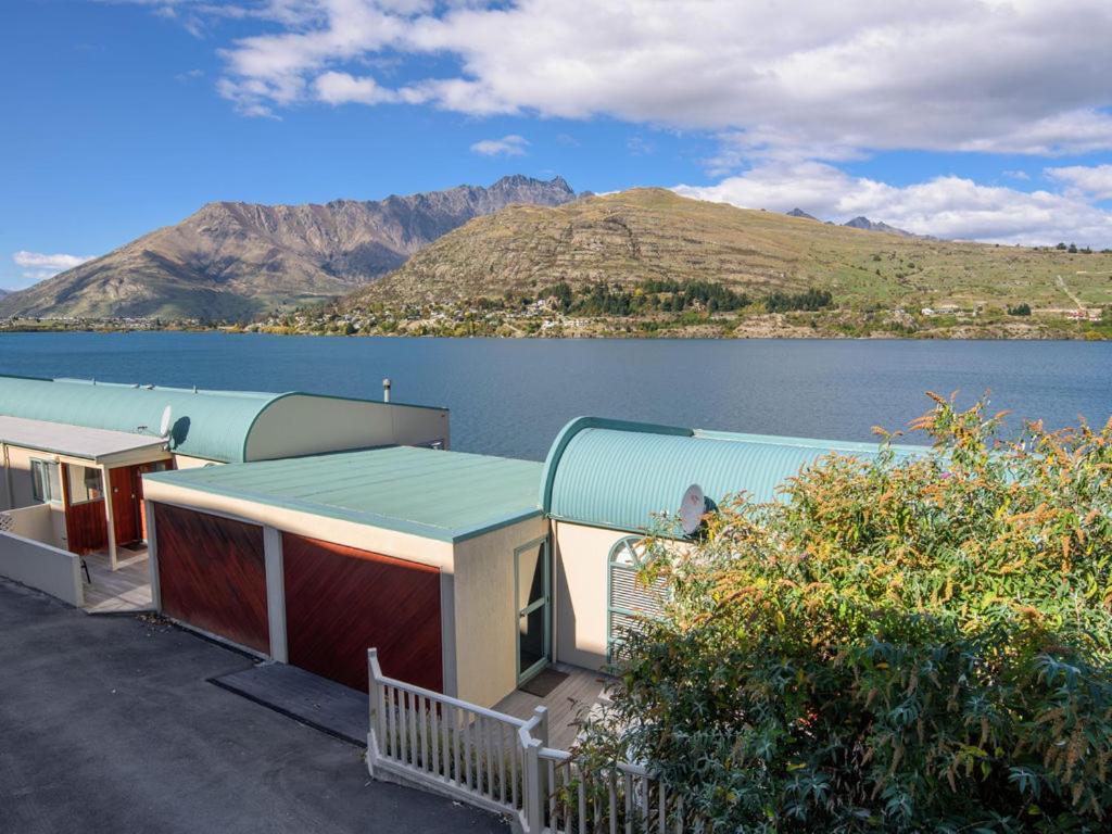 Lakefront Living At Remarkables Retreat Queenstown Bagian luar foto